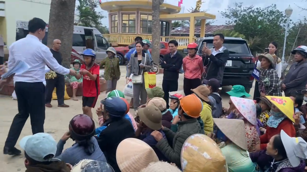 Tramexco chung tay khắc phục hậu quả thiên tai cùng bà con xã Tuy An Bắc, tỉnh Đắk Lắk