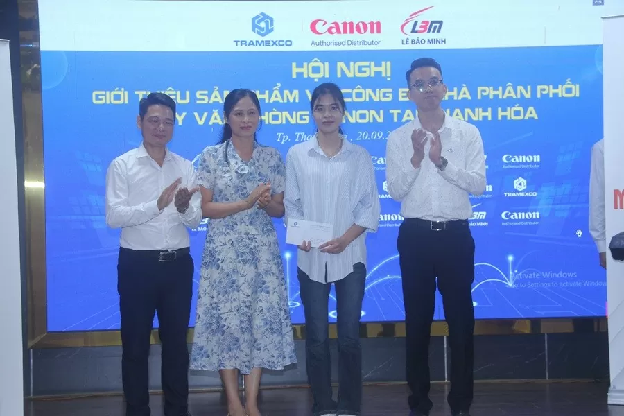 hoi-nghi-gioi-thieu-san-pham-va-ra-mat-nha-phan-phoi-chinh-thuc-may-van-phong-canon-2